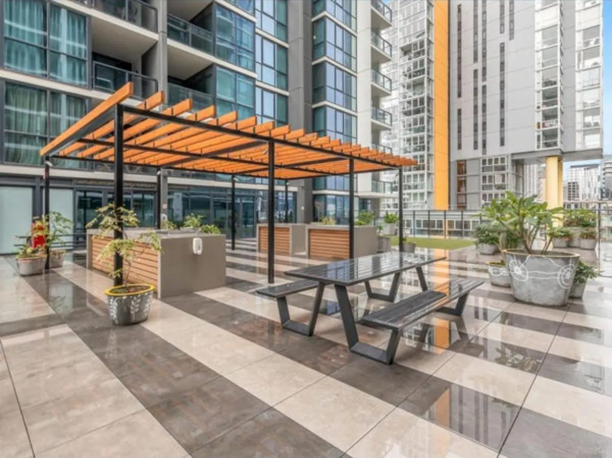 Apartment Urban Luxe Escape - Pool, Gym & Sauna - City Views Adelaide