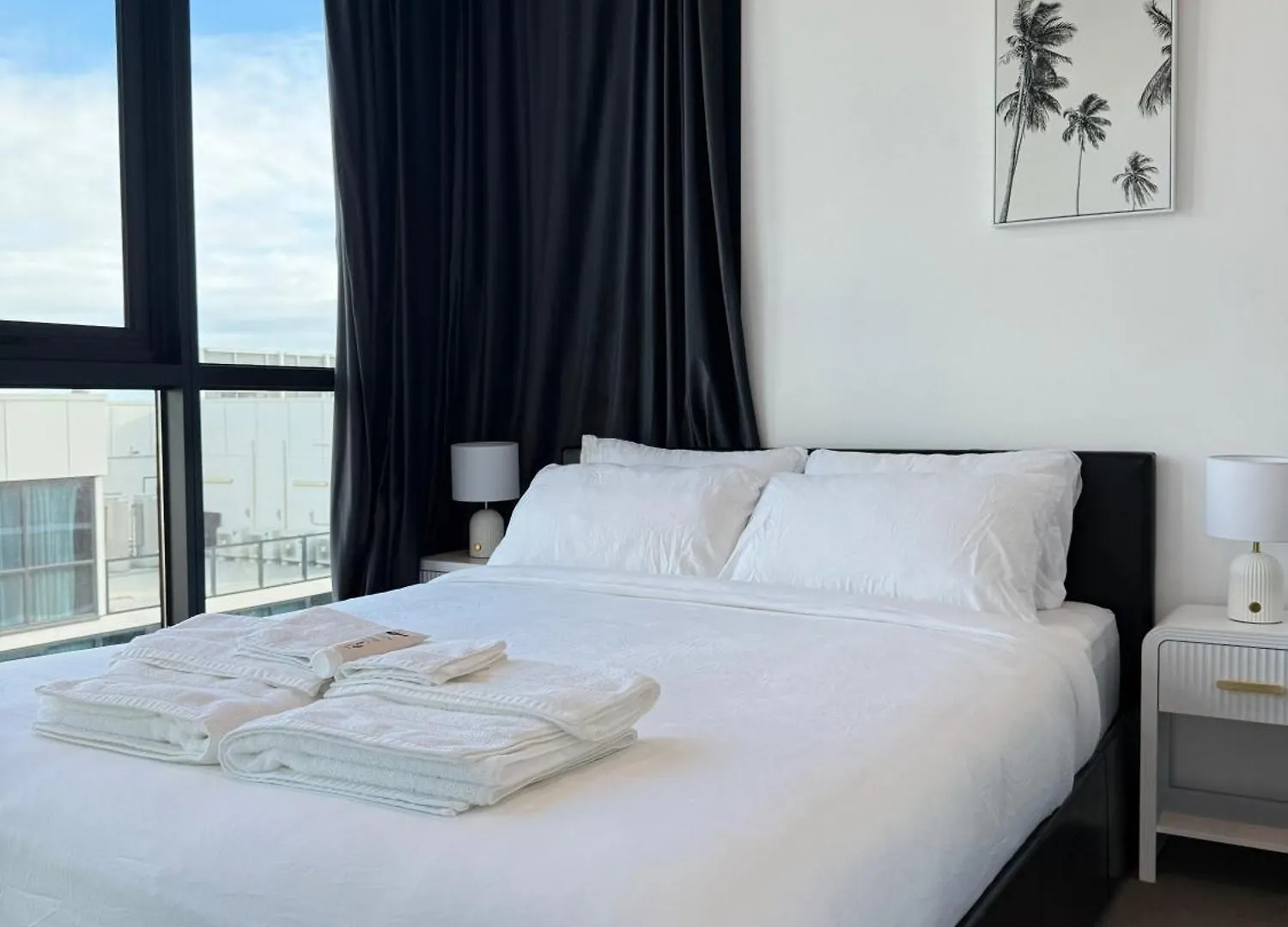 Apartment Urban Luxe Escape - Pool, Gym & Sauna - City Views Adelaide